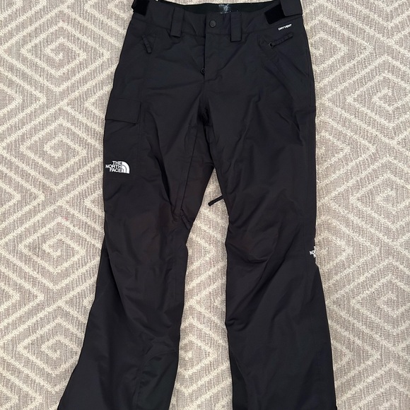 North Face insulated Freedom Ski pants - Picture 1 of 3